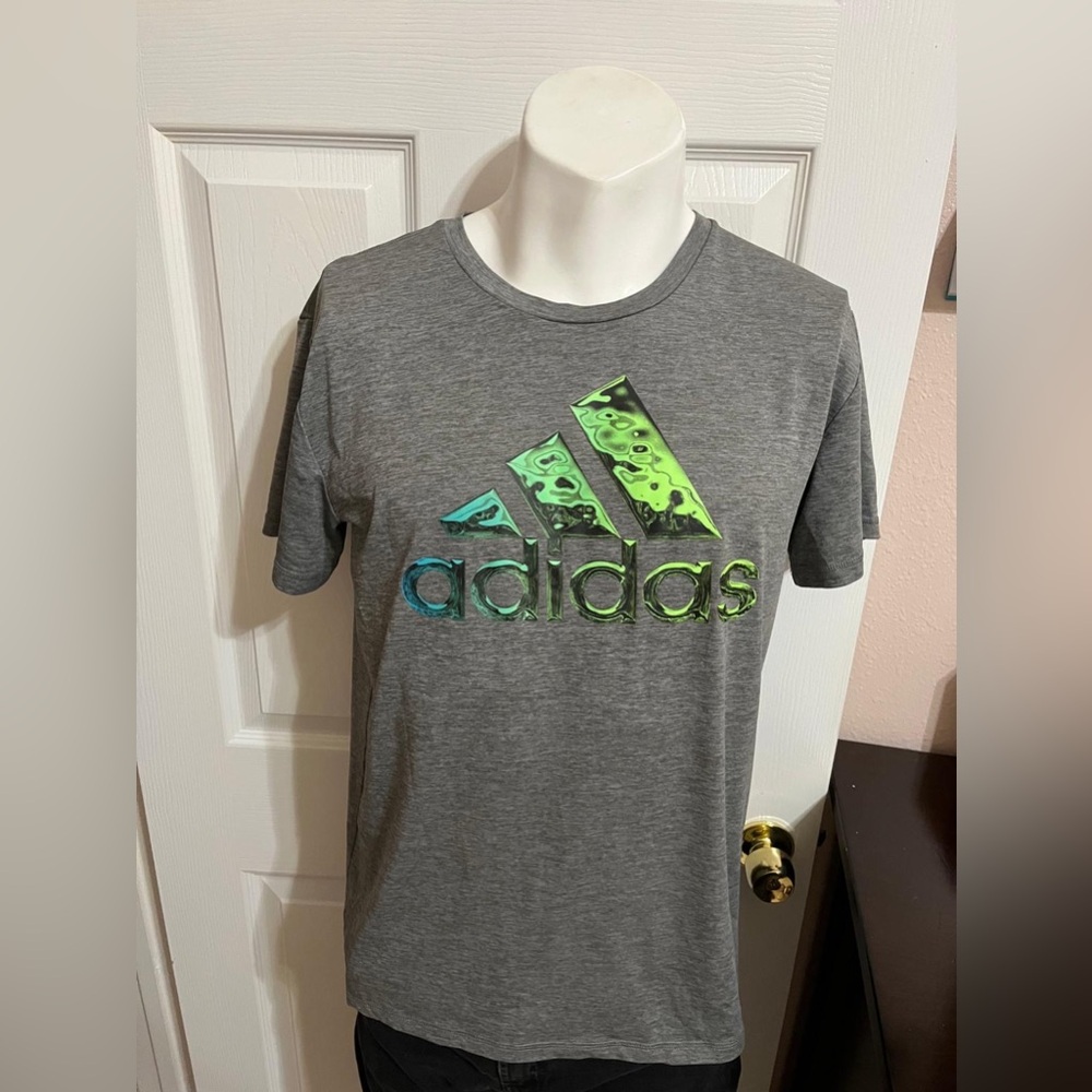 (H) Adidas Gray T-Shirt with Green Logo